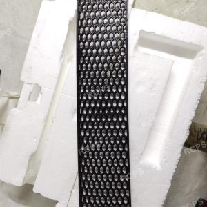 REJILLA PARACHOQUE INFERIOR